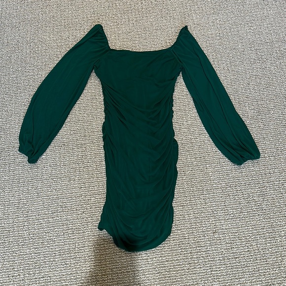 Emerald green cocktail dress - Picture 2 of 7